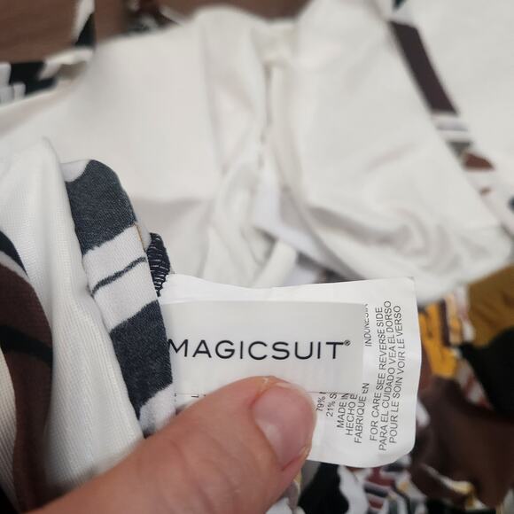 MagicSuit By Miraclesuit Swim Tankini Top 16 Beach Vacation Resortwear Poolside - Picture 4 of 5